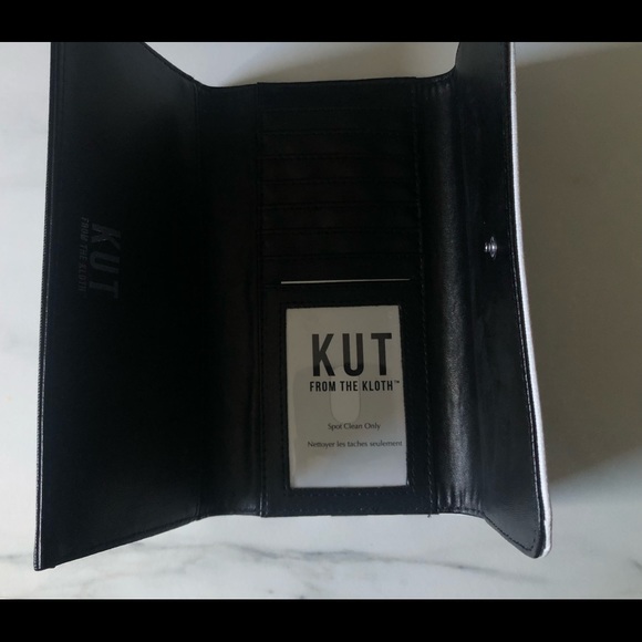 Black & White Striped Wallet/Clutch - Picture 4 of 6